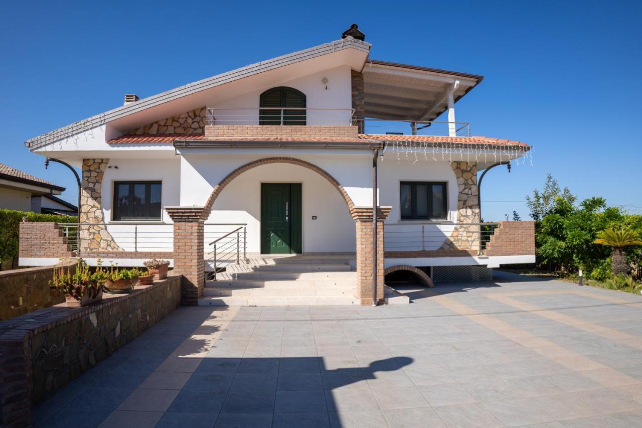 Bed and Breakfast La Dimora Degli Artisti Policoro Exterior foto
